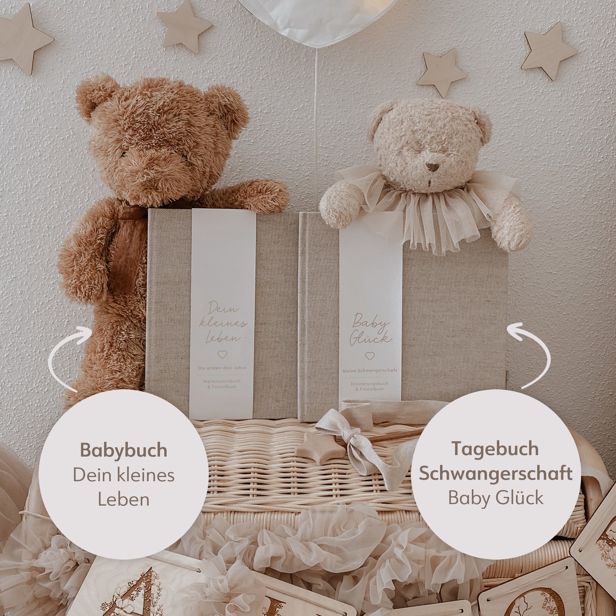 Arragement: Zwei Leinenbücher Babybuch und Schwangerschaftsbuch
